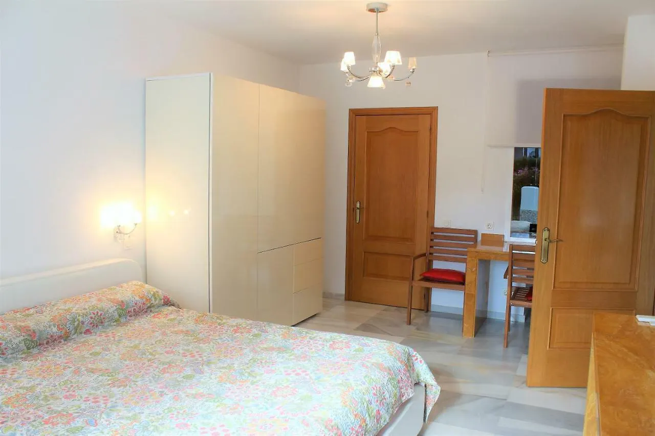 Alcazaba Beach Apartment 3302 إِستيبونا إسبانيا