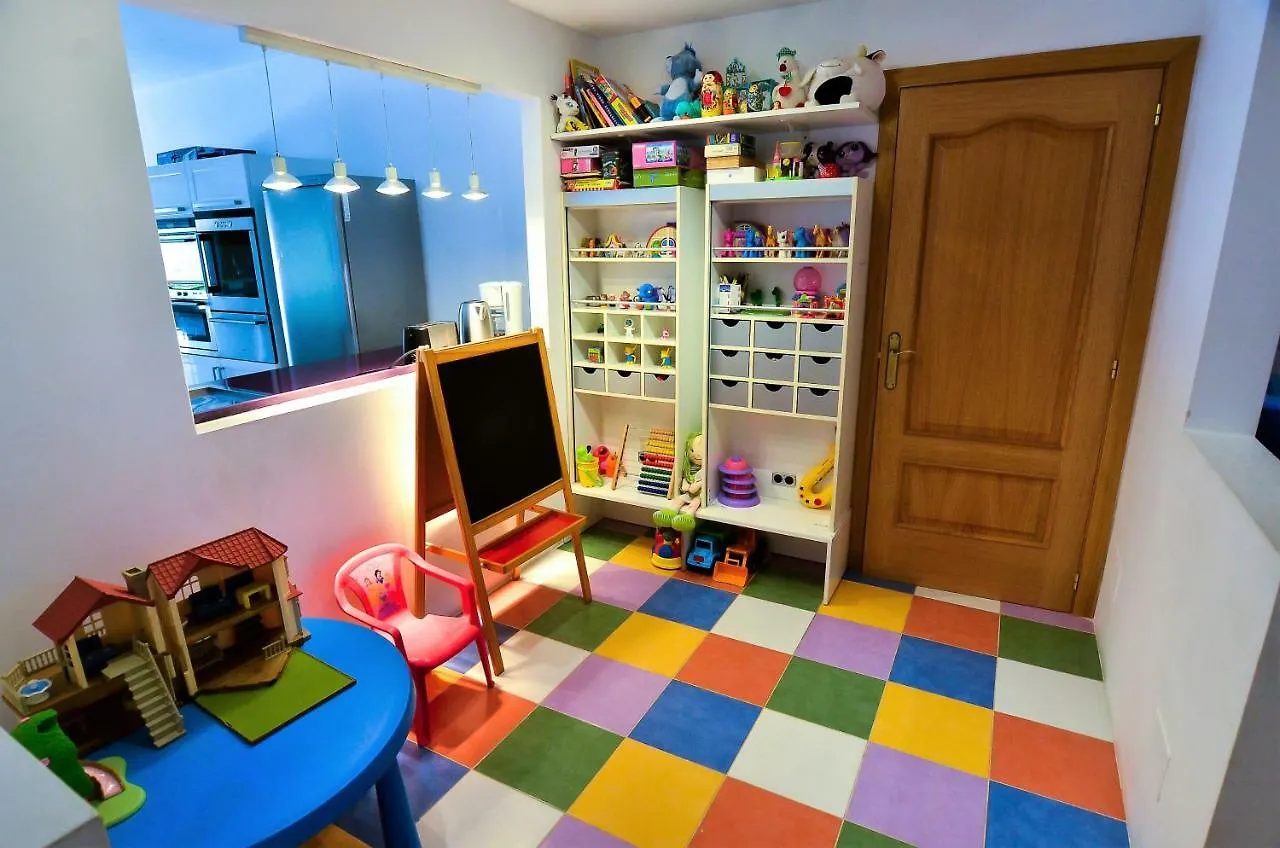 Alcazaba Beach Apartment 3302 إِستيبونا