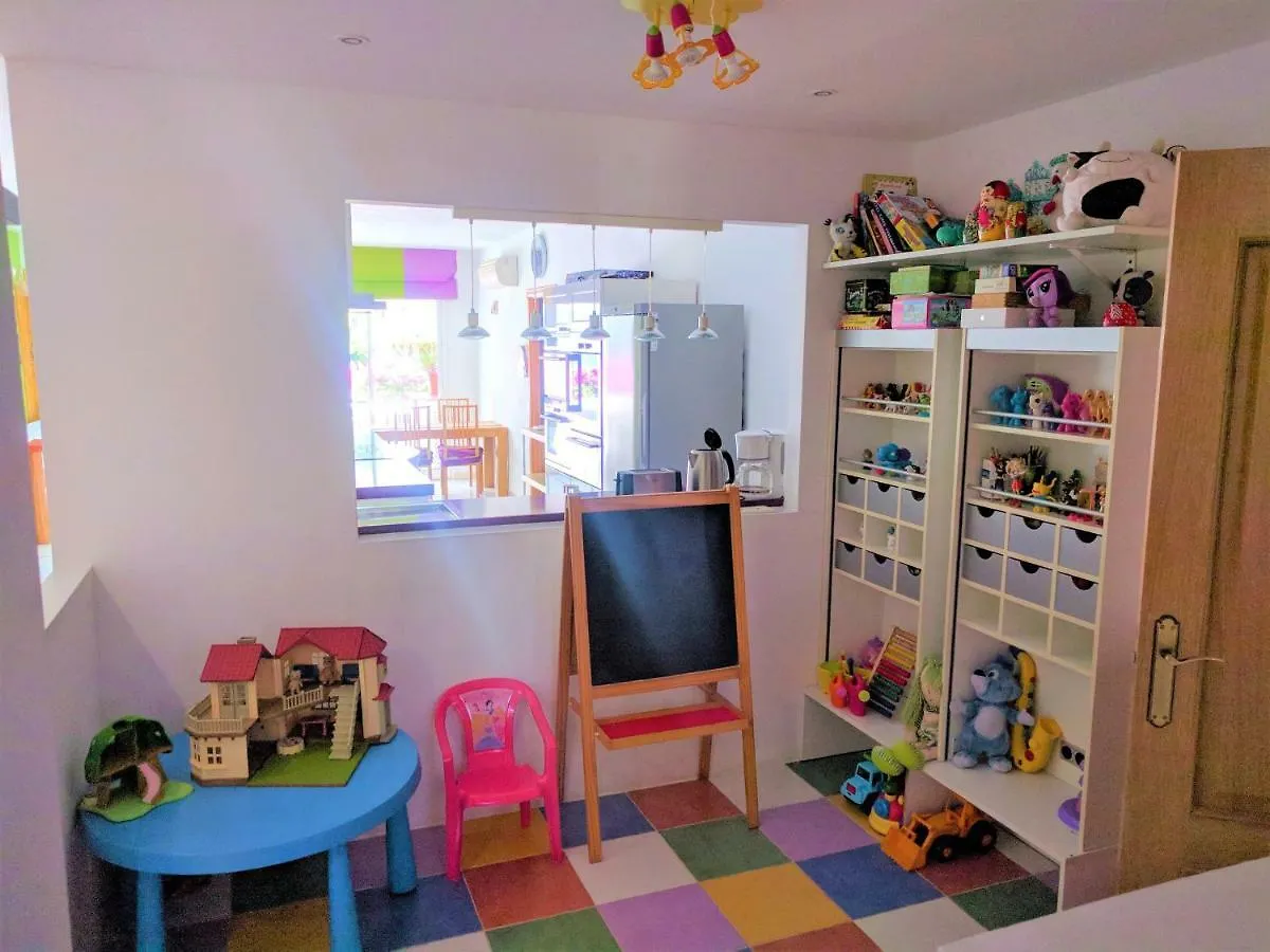 Alcazaba Beach Apartment 3302 إِستيبونا