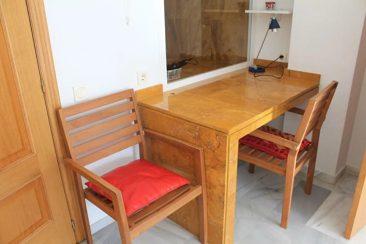 Alcazaba Beach Apartment 3302 إِستيبونا إسبانيا