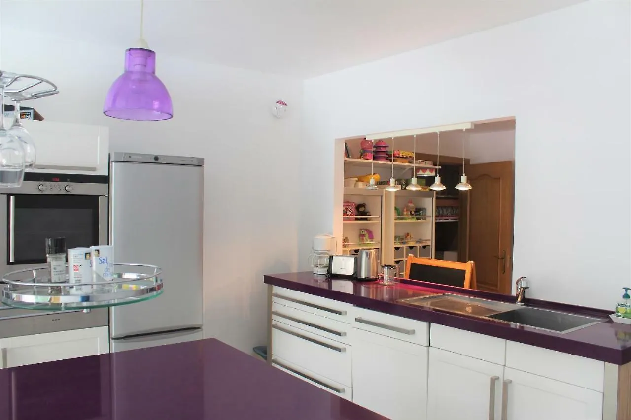Alcazaba Beach Apartment 3302 Estepona